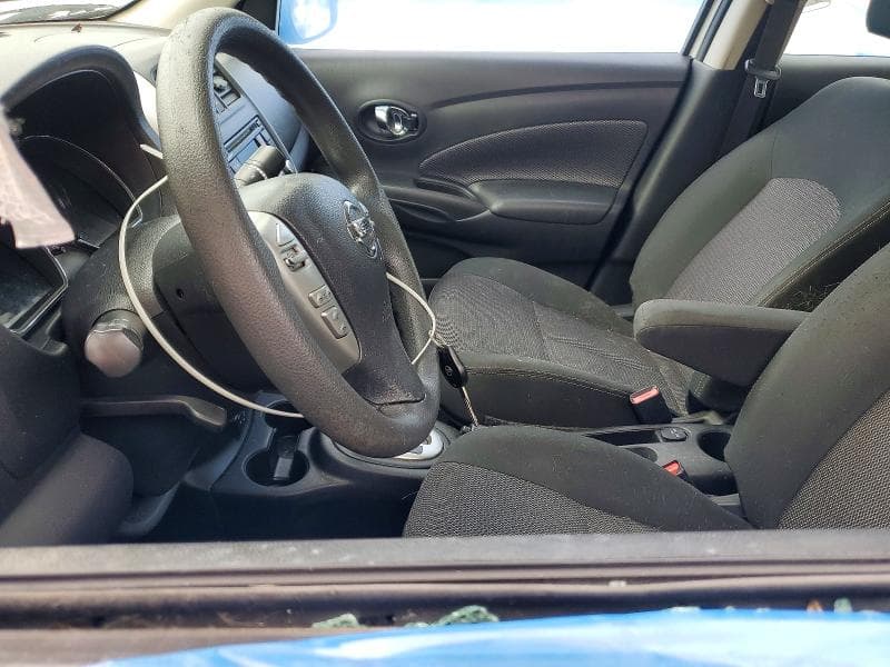 2018 NISSAN VERSA SV 7