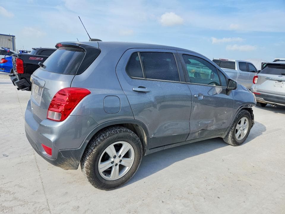 2020 CHEVROLET TRAX LS 3