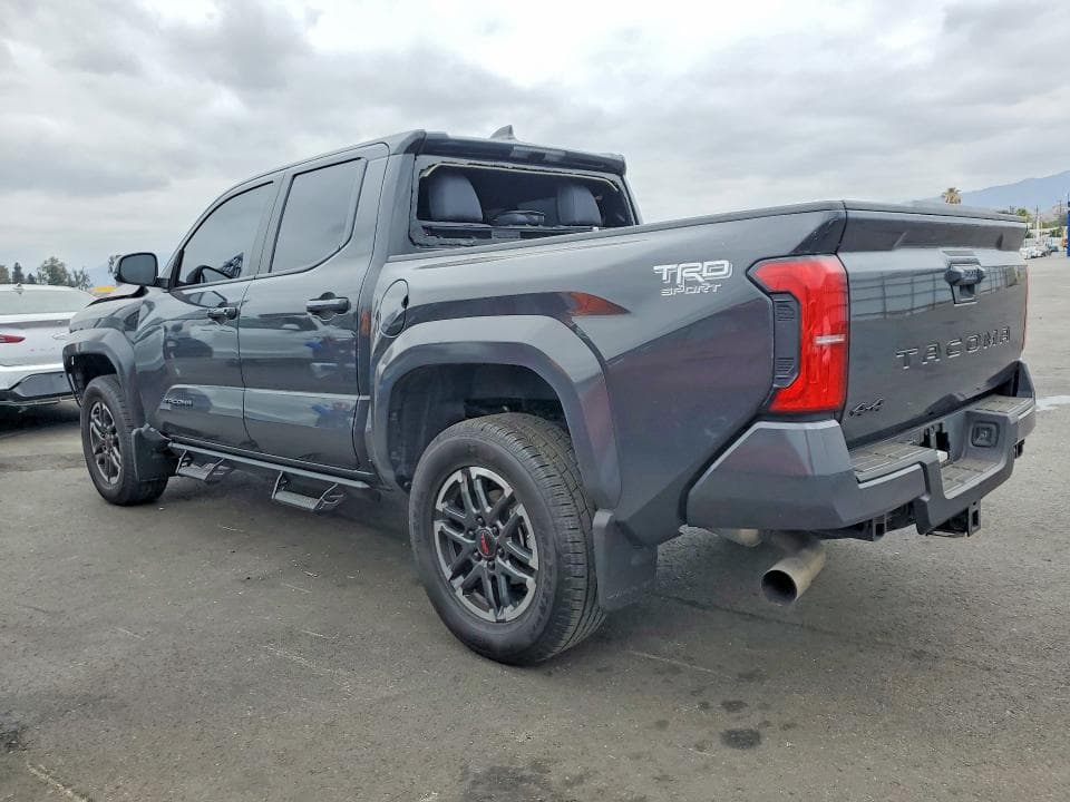 2025 TOYOTA TACOMA TRD SPORT 2