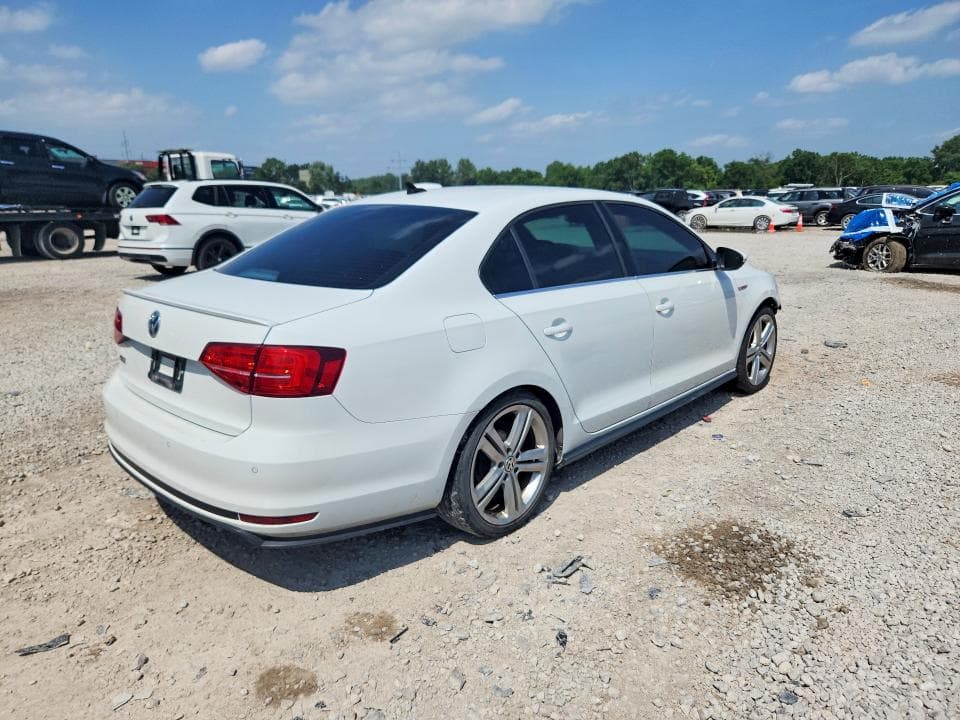 2017 VOLKSWAGEN JETTA GLI 3