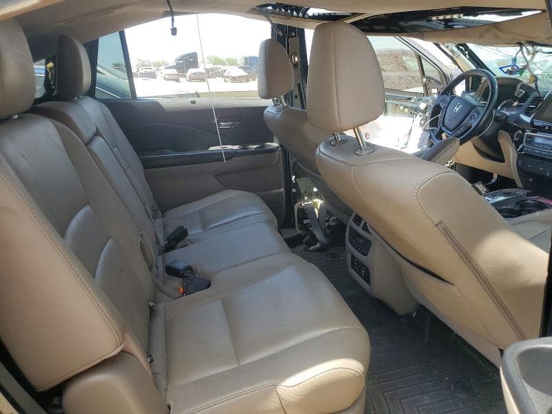 2017 HONDA PILOT TOURING 11