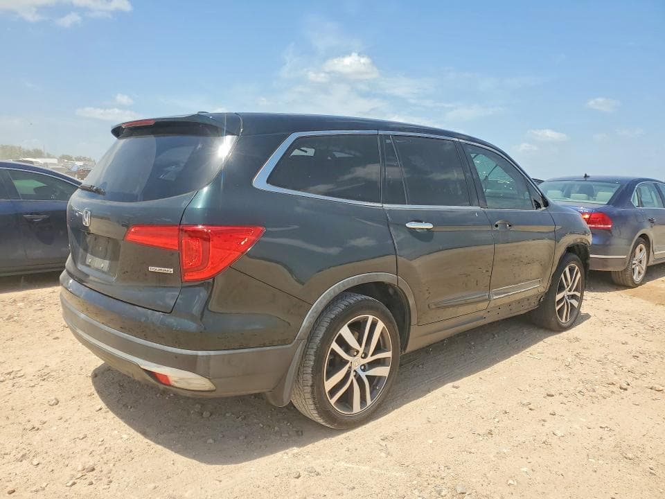 2017 HONDA PILOT TOURING 3