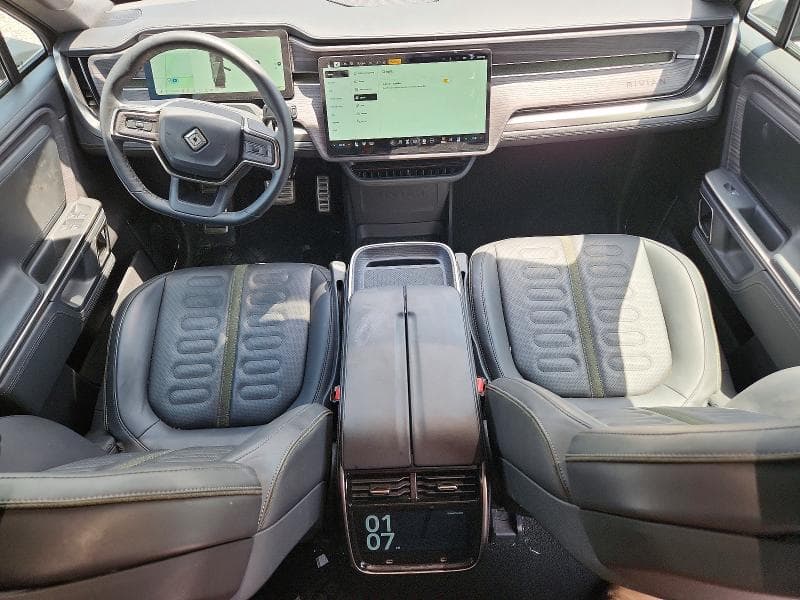 2023 RIVIAN R1S ADVENTURE 8