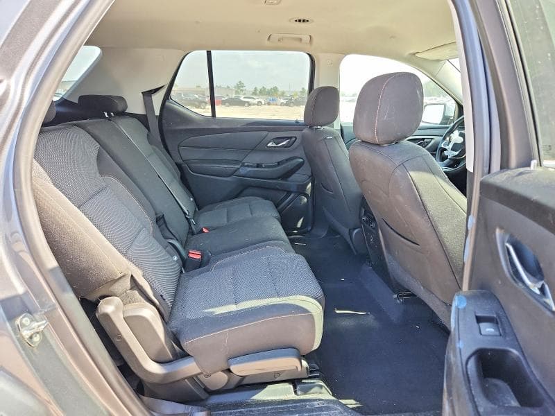 2018 CHEVROLET TRAVERSE LS 11