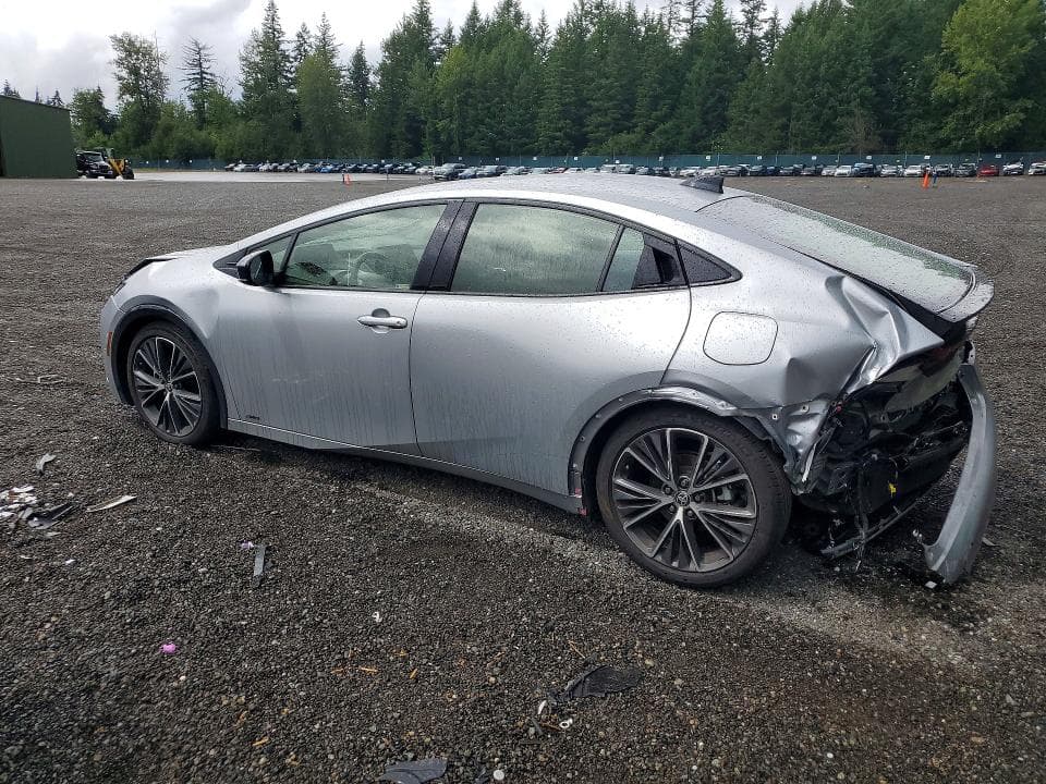2026 TOYOTA PRIUS XLE 2