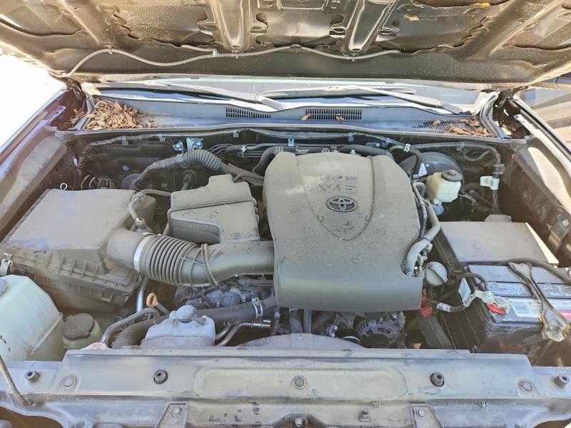 2020 TOYOTA TACOMA SR5 V6 11