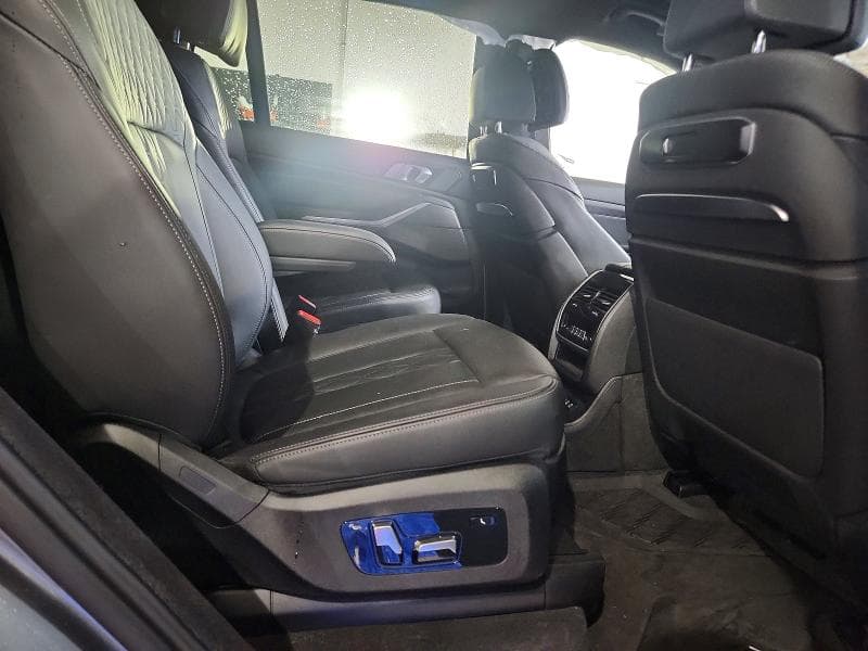 2024 BMW X7 XDRIVE40I 11