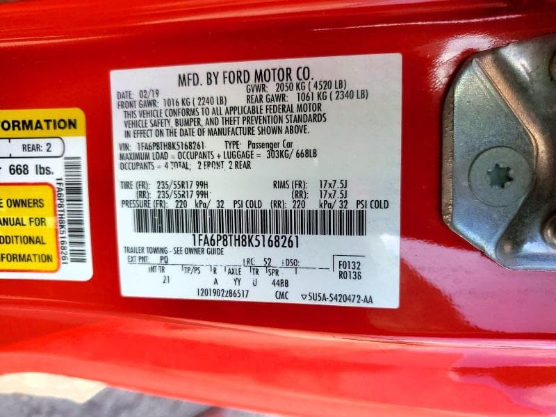 2019 FORD MUSTANG 12