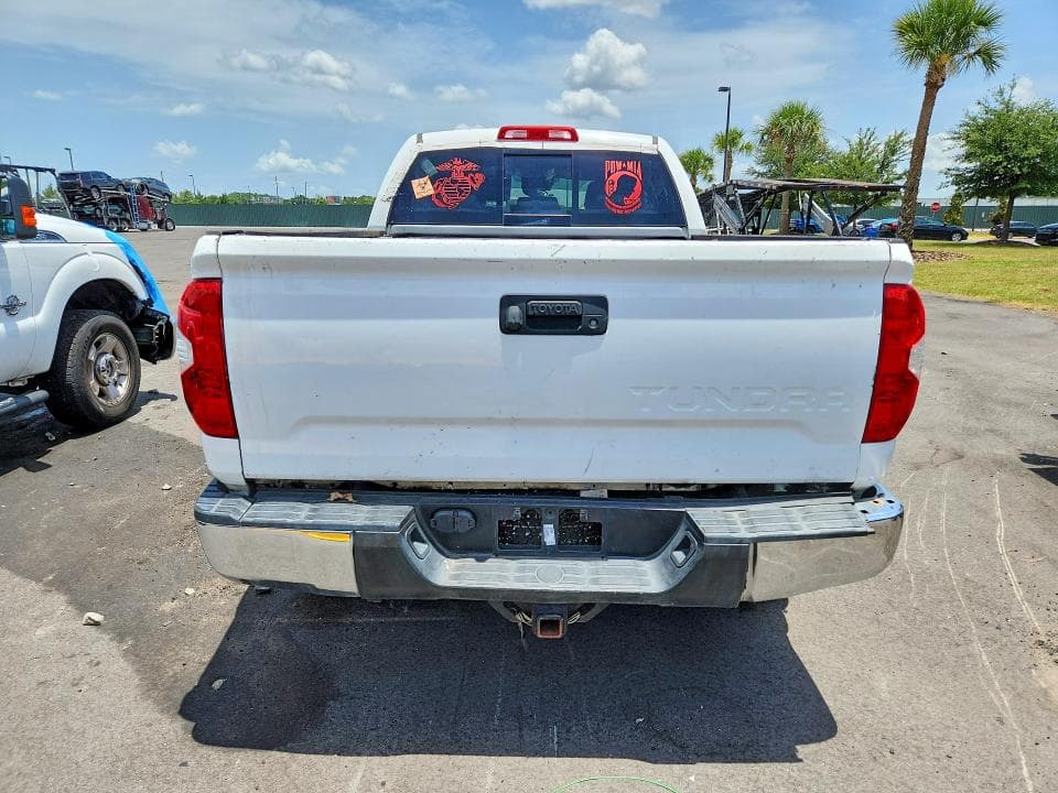 2018 TOYOTA TUNDRA SR5 6