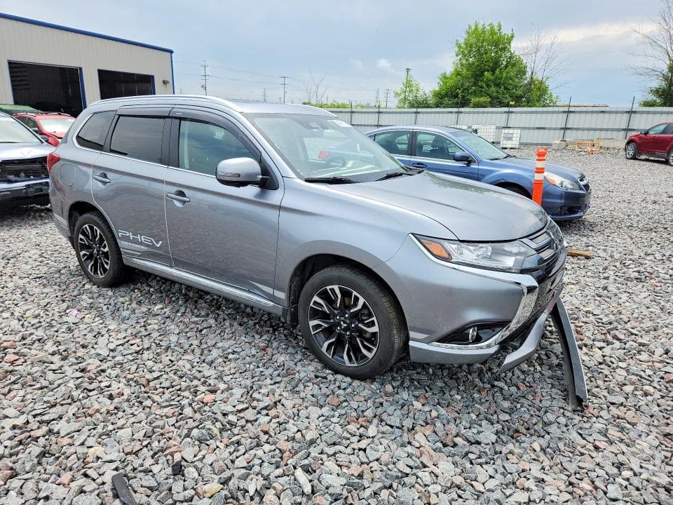 2018 MITSUBISHI OUTLANDER SE 4