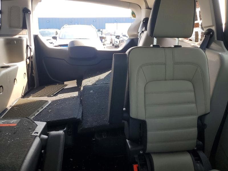 2019 FORD TRANSIT CONNECT TITANIUM 10