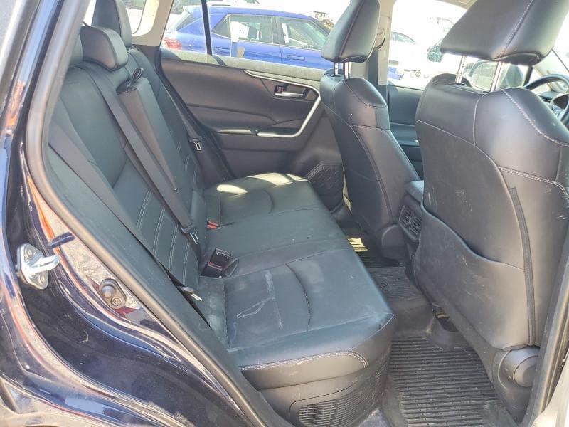 2021 TOYOTA RAV4 HYBRID XLE PREMIUM 11