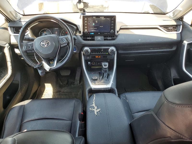 2021 TOYOTA RAV4 HYBRID XLE PREMIUM 8