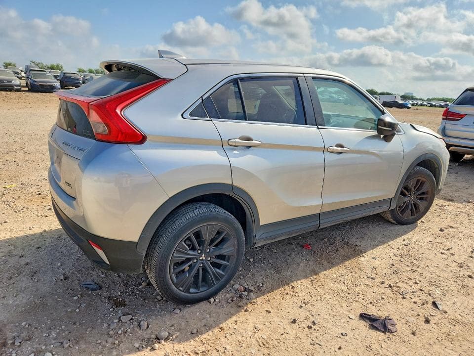 2019 MITSUBISHI ECLIPSE CROSS LE 3