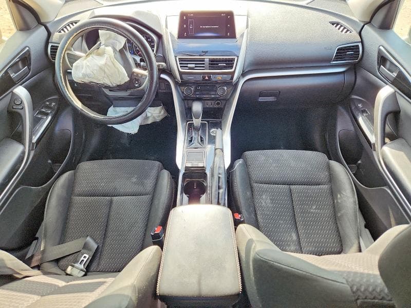 2019 MITSUBISHI ECLIPSE CROSS LE 8