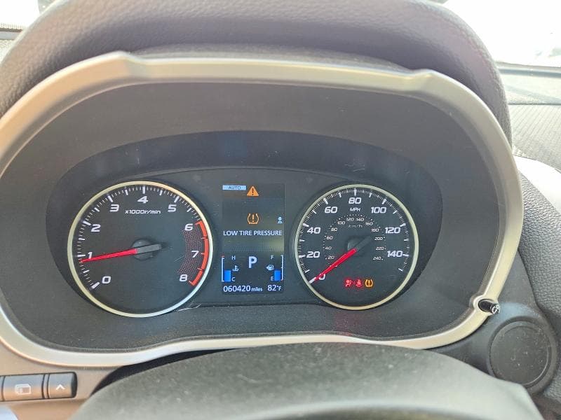 2019 MITSUBISHI ECLIPSE CROSS LE 9