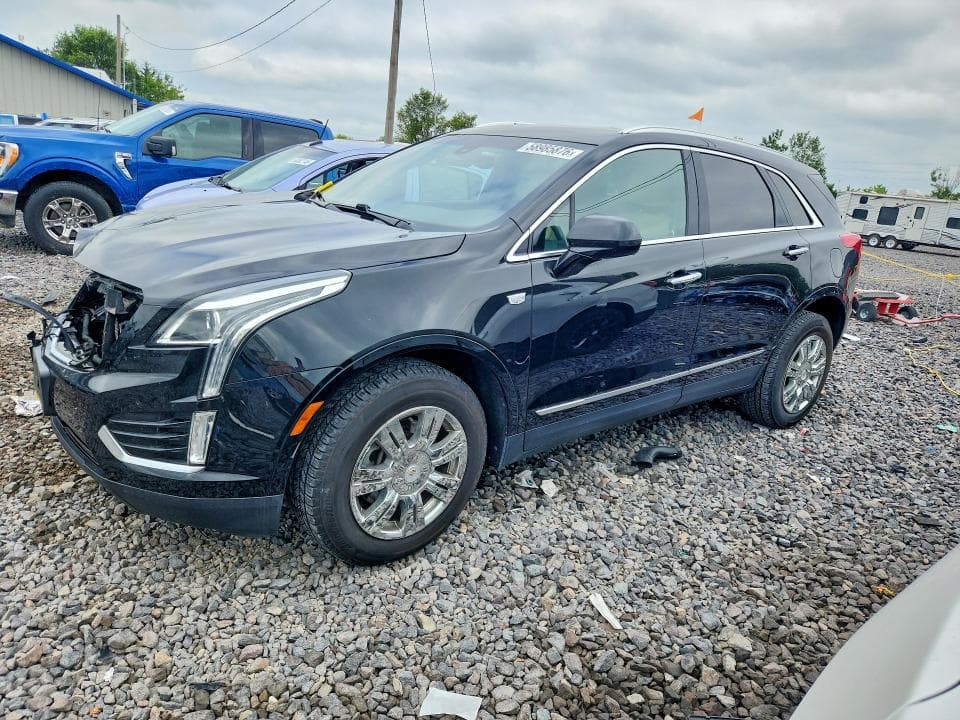 2019 CADILLAC XT5 1