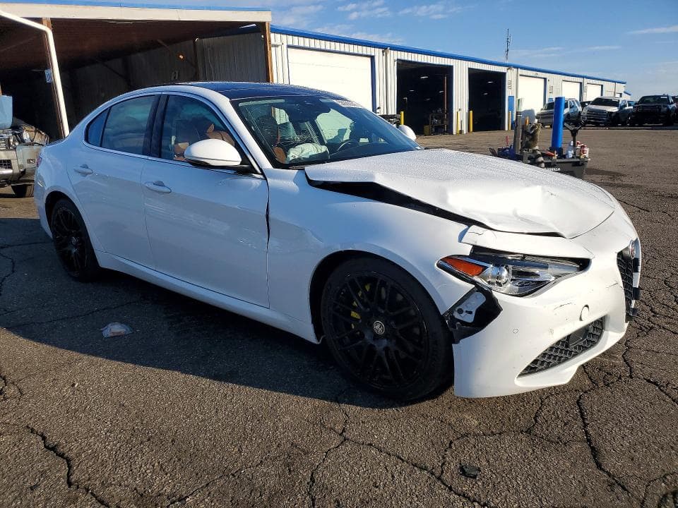 2019 ALFA ROMEO GIULIA TI TI 4