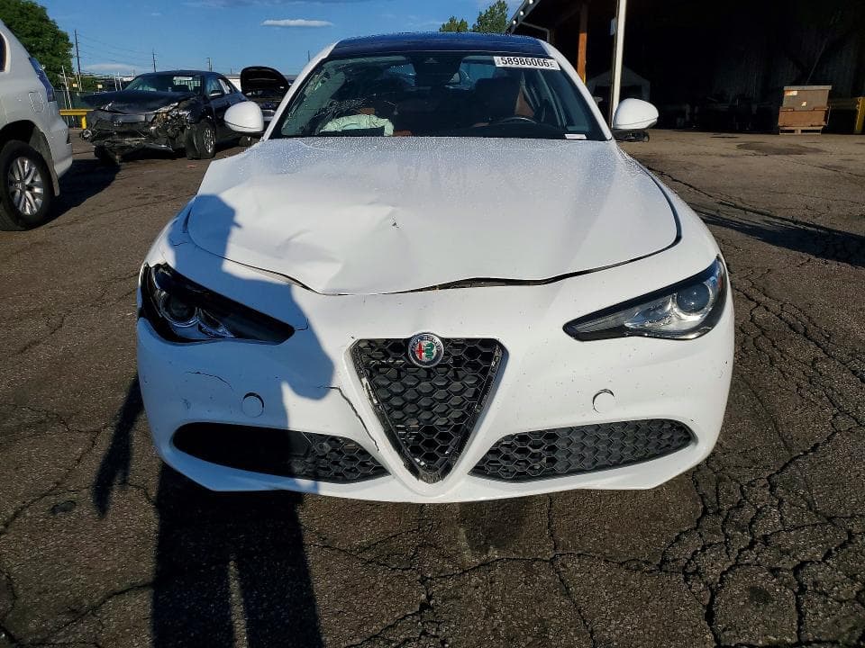 2019 ALFA ROMEO GIULIA TI TI 5