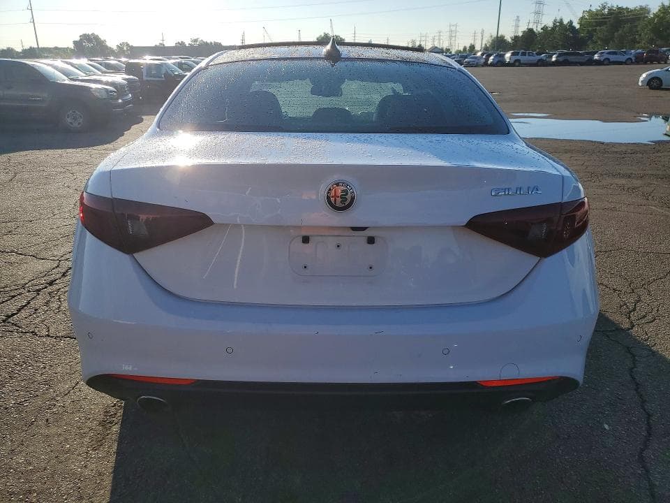 2019 ALFA ROMEO GIULIA TI TI 6