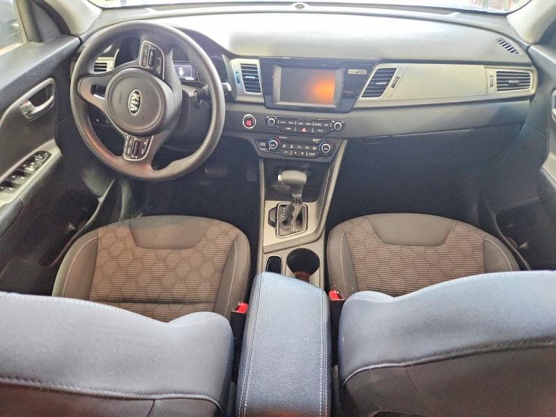 2017 KIA NIRO LX 8