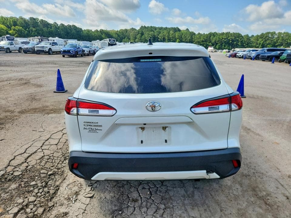 2022 TOYOTA COROLLA CROSS L 6