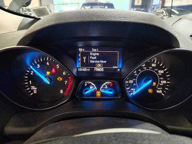 2017 FORD ESCAPE SE SE 9