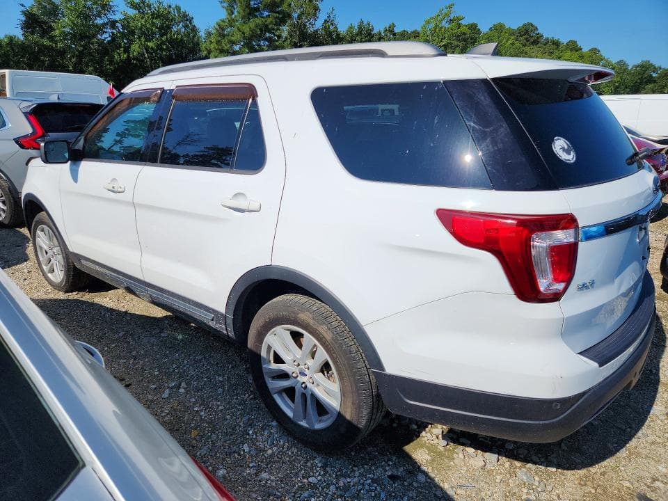 2018 FORD EXPLORER XLT 2
