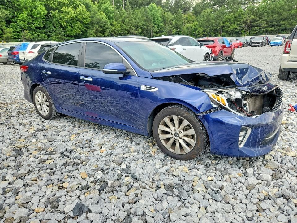 2018 KIA OPTIMA S 4