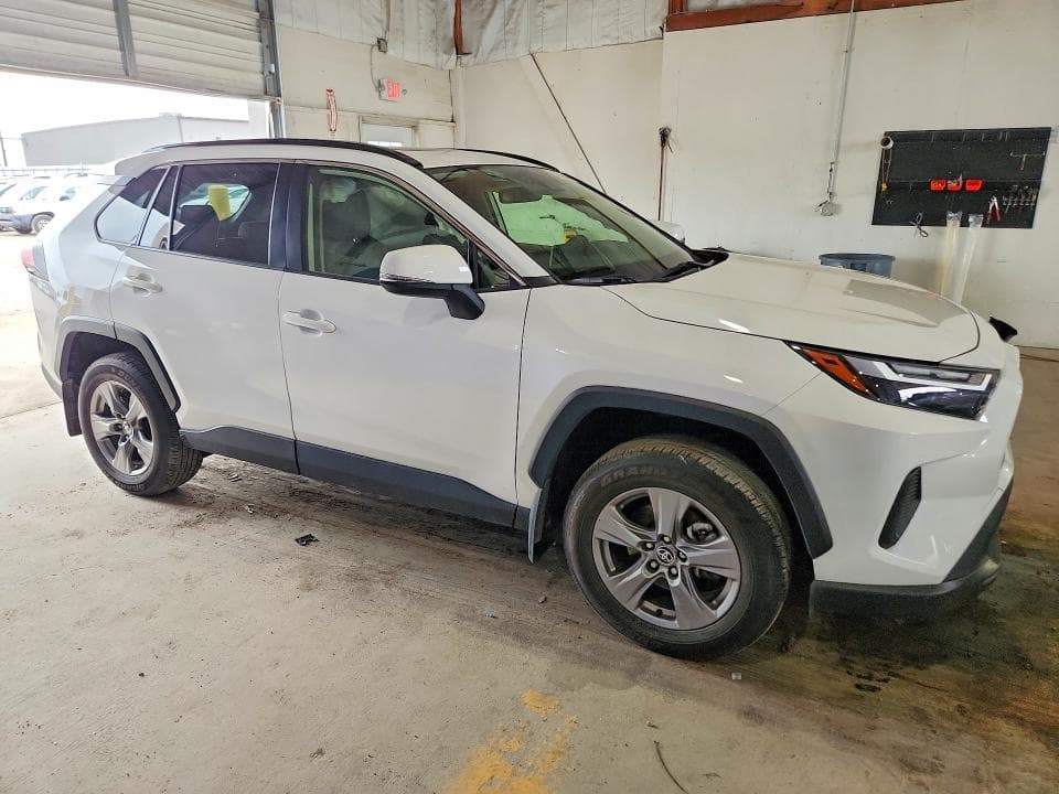 2023 TOYOTA RAV4 XLE XLE 4