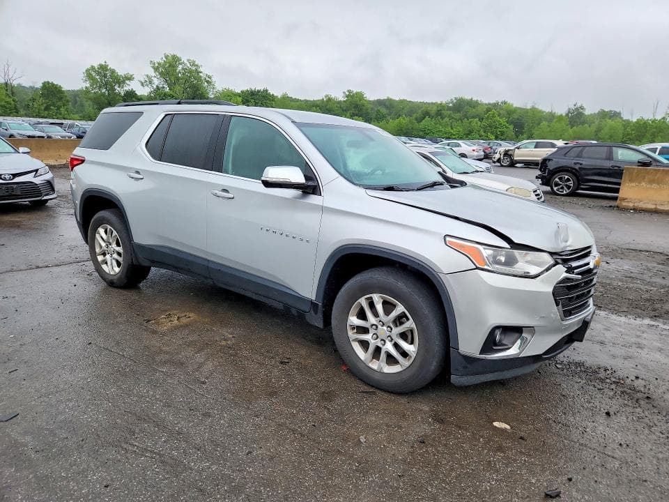 2019 CHEVROLET TRAVERSE LT 4