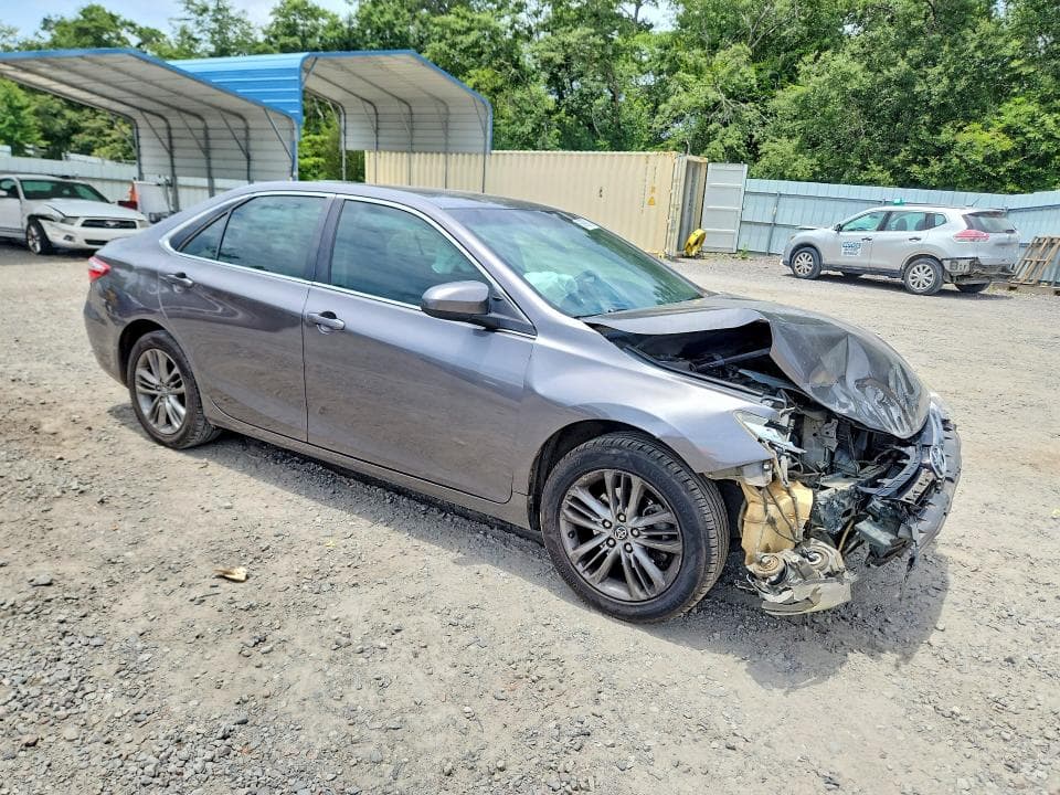 2017 TOYOTA CAMRY 4