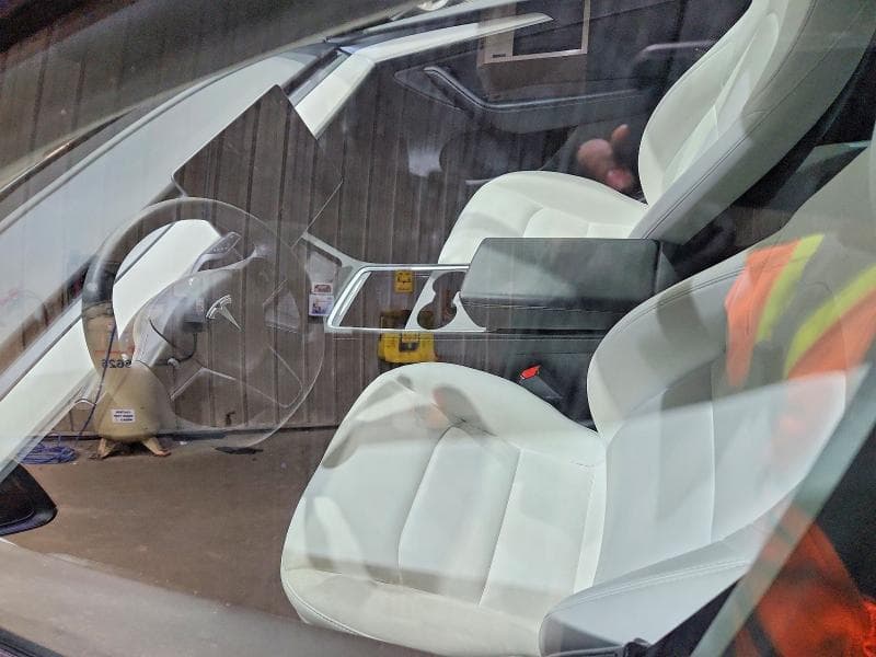 2024 TESLA MODEL Y 7