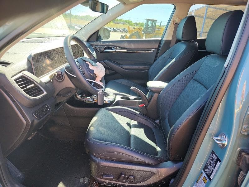 2025 KIA SELTOS EX 7