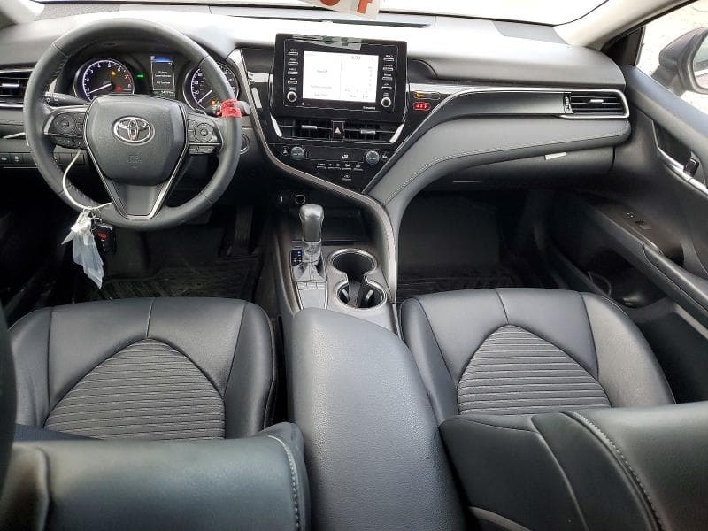 2022 TOYOTA CAMRY SE 7