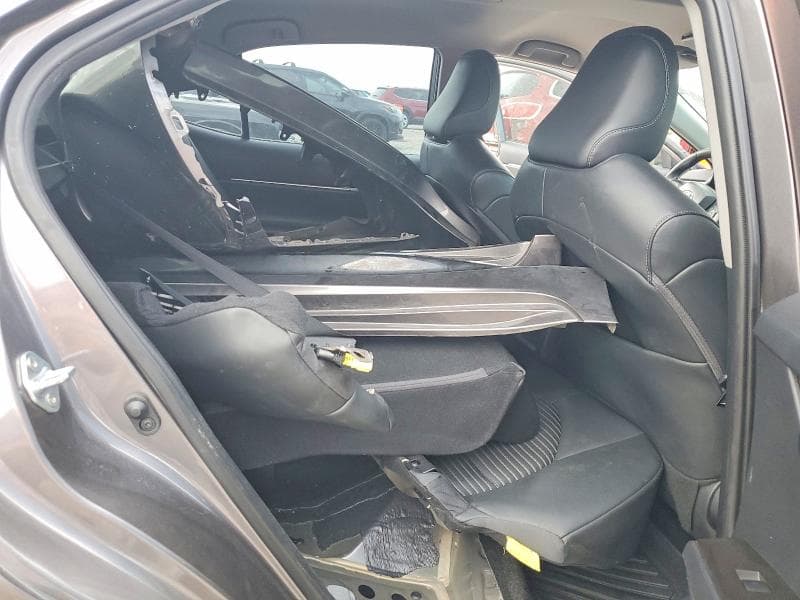 2022 TOYOTA CAMRY SE 9