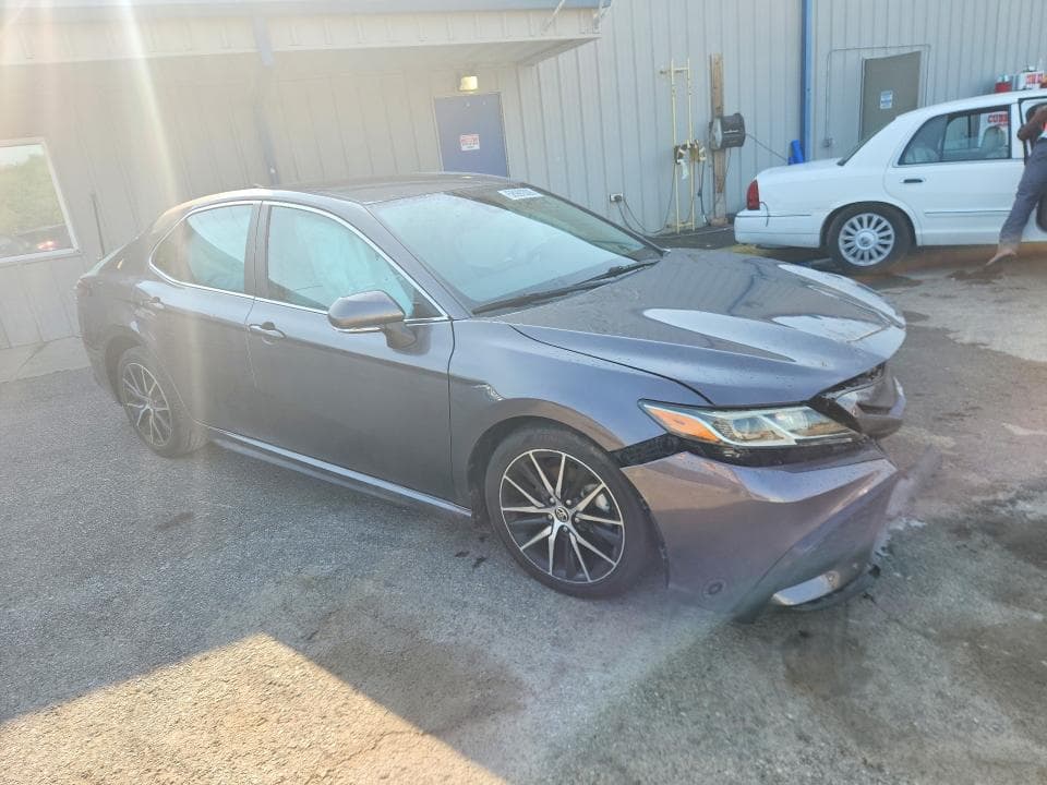 2022 TOYOTA CAMRY SE SE 4
