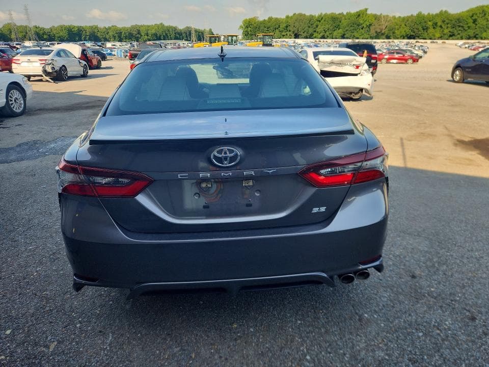 2022 TOYOTA CAMRY SE SE 6