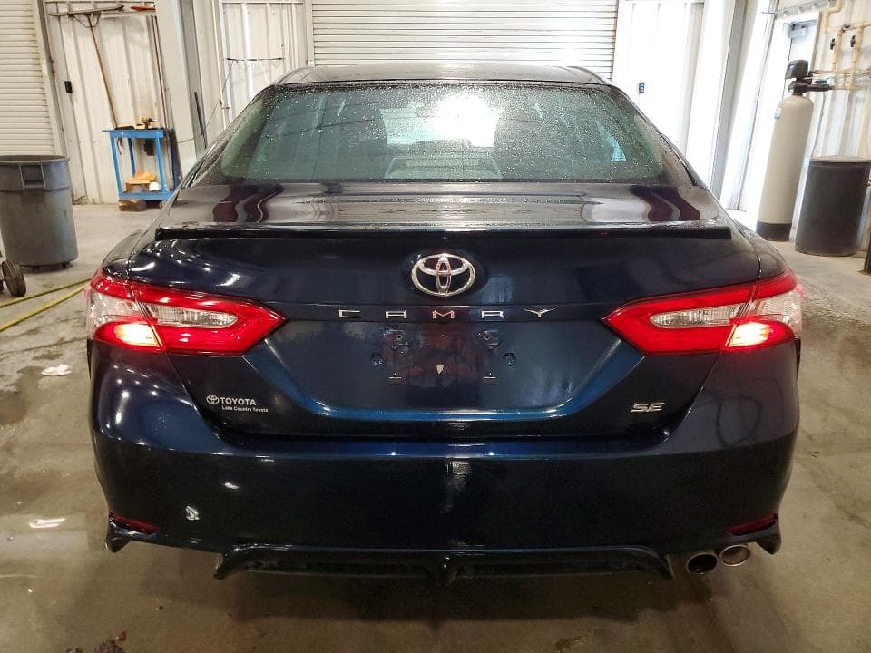 2018 TOYOTA CAMRY SE SE 6