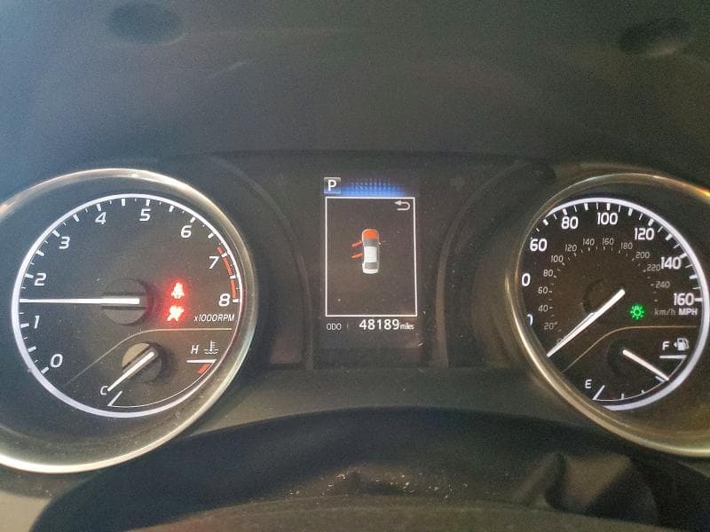2018 TOYOTA CAMRY SE SE 9