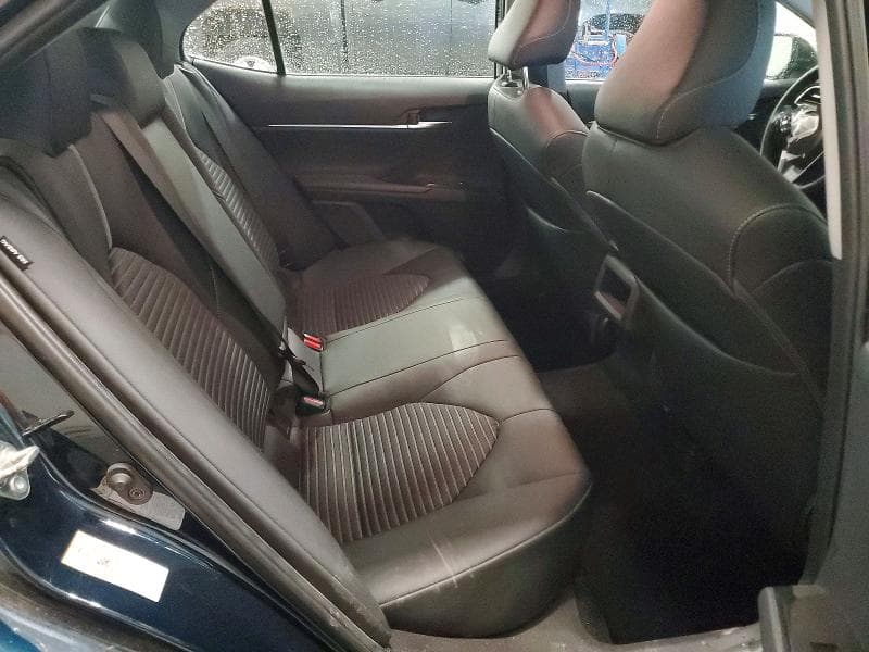 2018 TOYOTA CAMRY SE SE 10