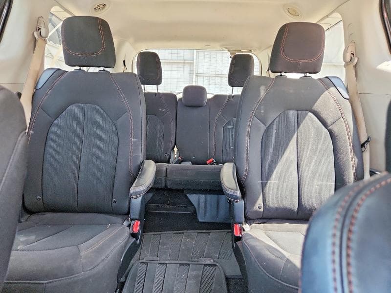 2017 CHRYSLER PACIFICA TOURING TOURING 10