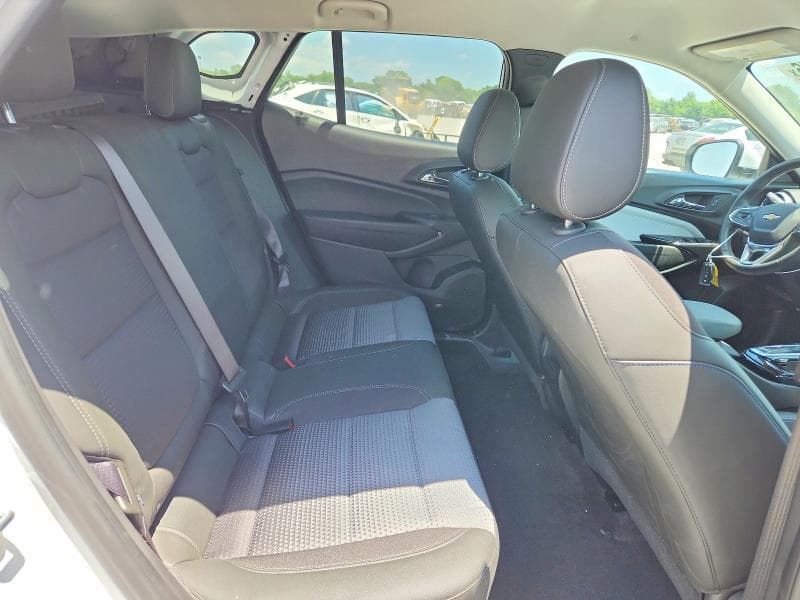 2025 CHEVROLET TRAX 1LT 11