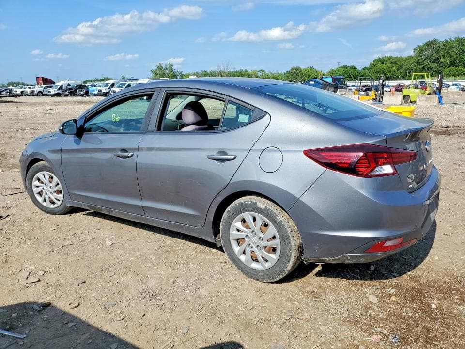 2019 HYUNDAI ELANTRA SE 2