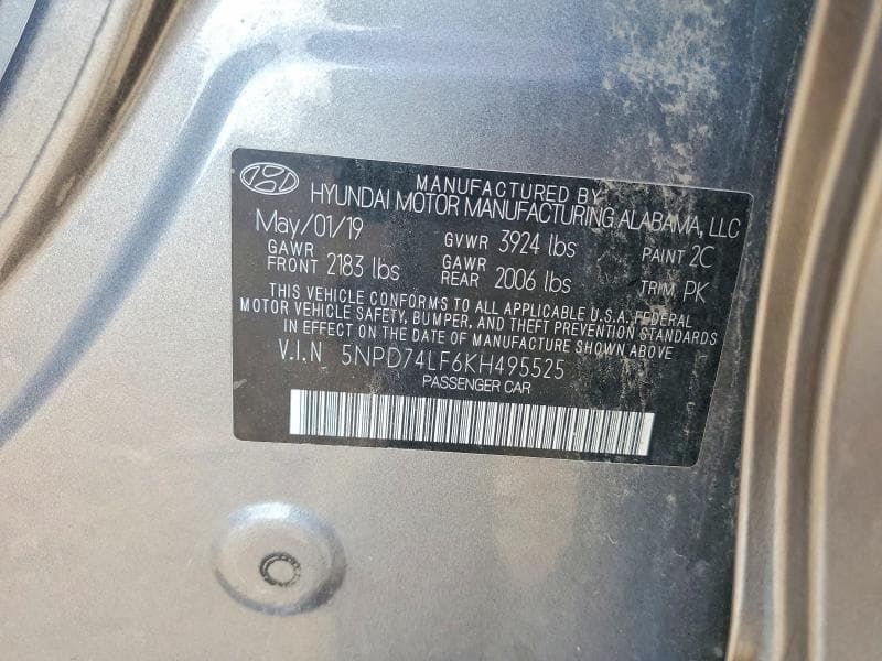 2019 HYUNDAI ELANTRA SE 12
