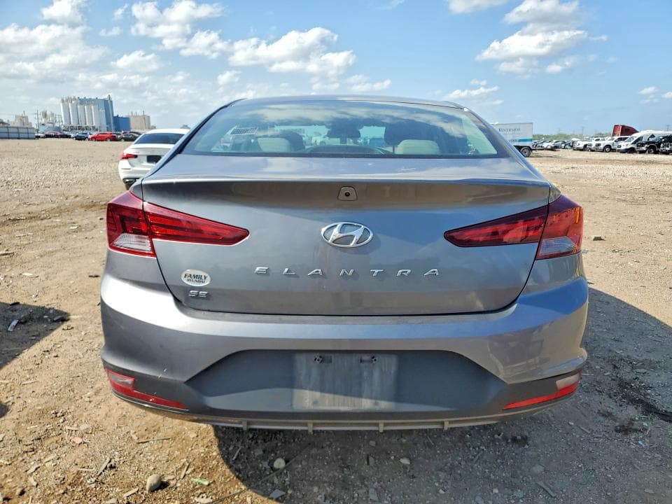 2019 HYUNDAI ELANTRA SE 6