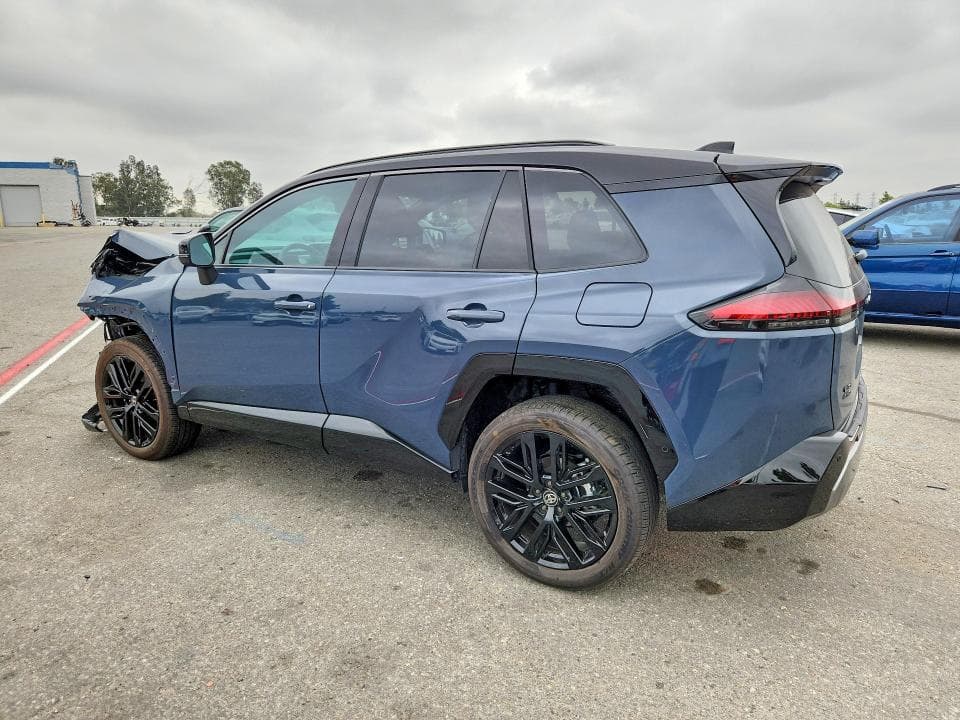 2026 TOYOTA RAV4 XSE 2
