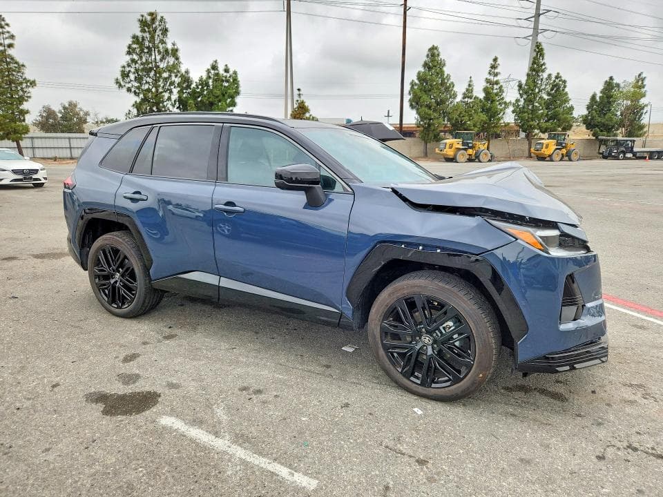 2026 TOYOTA RAV4 XSE 4