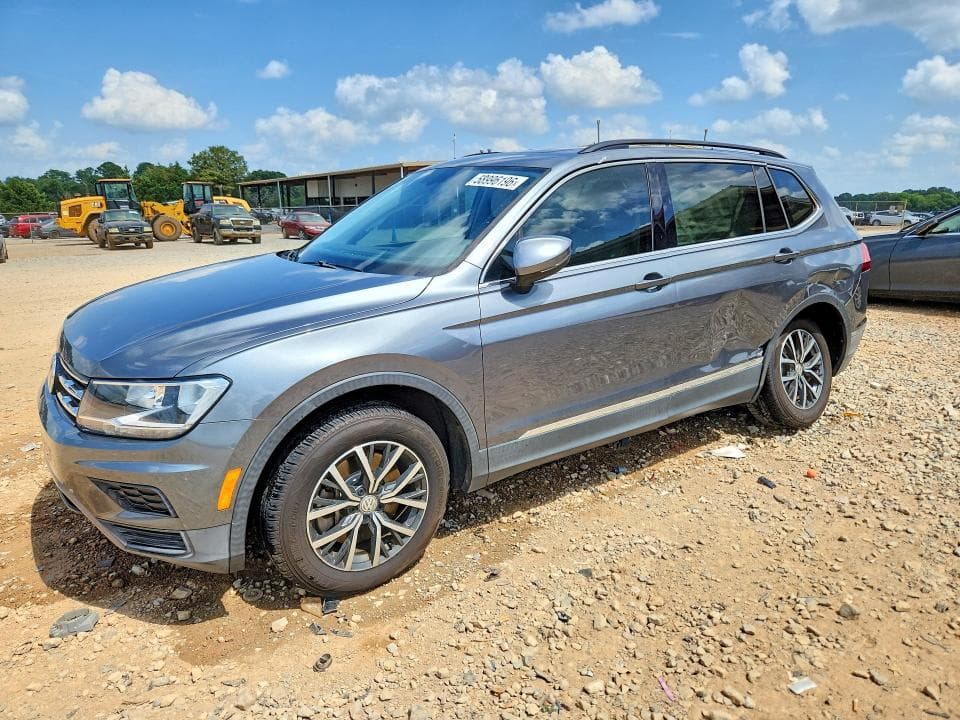2018 VOLKSWAGEN TIGUAN SE - 1