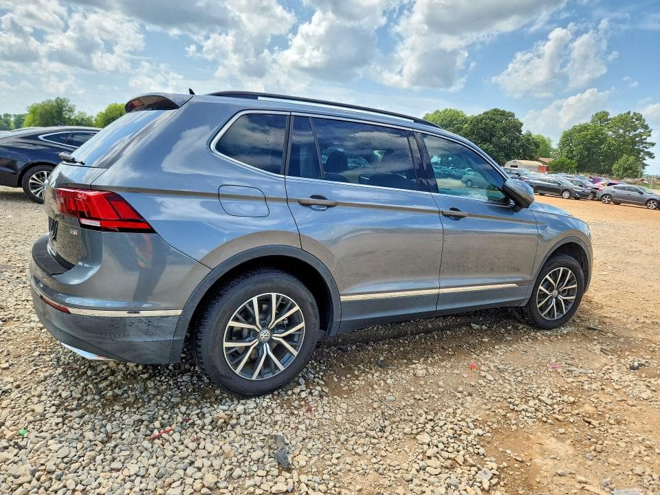 2018 VOLKSWAGEN TIGUAN SE 3